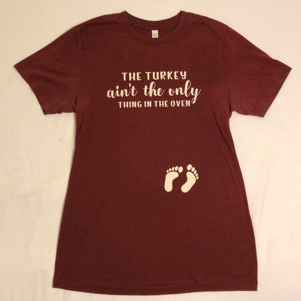 LIKE NEW Thanksgiving Maternity Pregnancy T Shirt